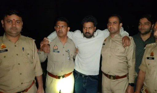 मुजफ्फरनगर में तड़तड़ाई पुलिस की गोलियां, मुठभेड़ में शातिर चोर गिरफ्तार मुजफ्फरनगर में तड़तड़ाई पुलिस की गोलियां, मुठभेड़ में शातिर चोर गिरफ्तार