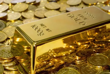 गोल्ड सिल्वर में बड़ा क्रैश! दिन भर तेजी के बाद अचानक टूटे दाम, सोना ₹1500 और चांदी ₹8100 सस्ती