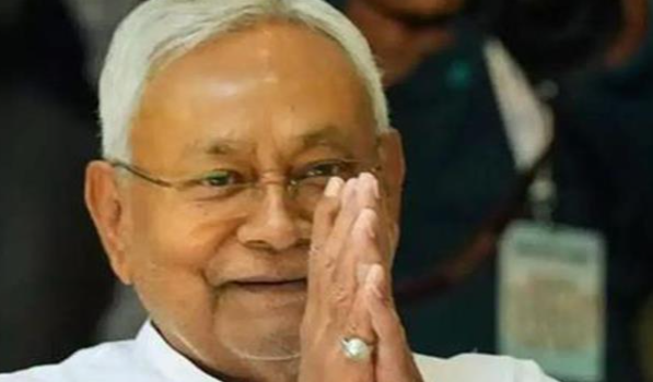 बिहार से दिल्ली तक मची सियासी हलचल, नीतीश कुमार ने JDU अध्यक्ष पद के लिए भरा नामांकन