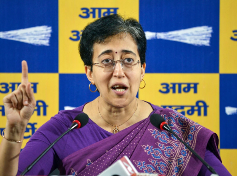 आतिशी की दिल्ली सरकार को वॉर्निंग, 4 विधायकों का निलंबन रद्द नहीं हुआ तो… आतिशी की दिल्ली सरकार को वॉर्निंग, 4 विधायकों का निलंबन रद्द नहीं हुआ तो…