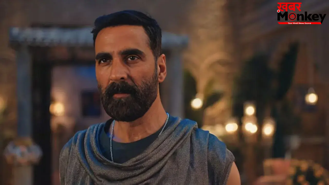 Bhooth Bangla के प्रमोशन के बीच अक्षय कुमार हुए ट्रोल, नागिन 7 में टेलीप्रॉम्प्टर से डायलॉग पढ़ते वीडियो वायरल