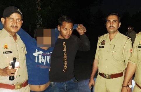 मुजफ्फरनगर में पिता ने नाबालिग बेटियों के साथ किया दुष्कर्म! भागते हुए पुलिस ने गोली मारी