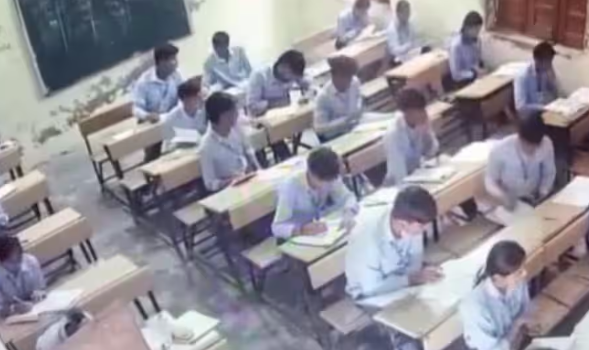 हरियाणा बोर्ड परीक्षा में सामूहिक नकल का भंडाफोड़, CCTV फुटेज में खुली प्रशासन की पोल