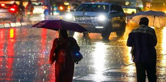 पंजाब में बारिश के साथ पड़ेंगे ओले! मौसम विभाग ने इन जिलों के लिए की बड़ी भविष्यवाणी पंजाब में बारिश के साथ पड़ेंगे ओले! मौसम विभाग ने इन जिलों के लिए की बड़ी भविष्यवाणी