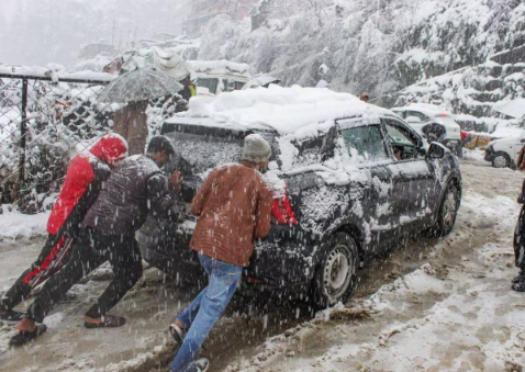 घूमने का है प्लान तो रुक जाइए! हिमाचल के कई जिलों में बारिश-बर्फबारी का अलर्ट, सिर्फ इन वाहनों को अनुमति घूमने का है प्लान तो रुक जाइए! हिमाचल के कई जिलों में बारिश-बर्फबारी का अलर्ट, सिर्फ इन वाहनों को अनुमति