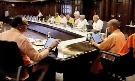 मात्र 1 रुपये की लीज रेंट पर योगी सरकार देगी जमीन, पूर्वी पाकिस्‍तान से यूपी आए 63 हिंदू परिवारों को बड़ी राहत