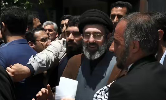 मोजतबा खामेनेई ने कराया अमेरिका-ईरान युद्धविराम, 90 मिनट पहले टला महायुद्ध का खतरा, जानें कैसे हुई डील?