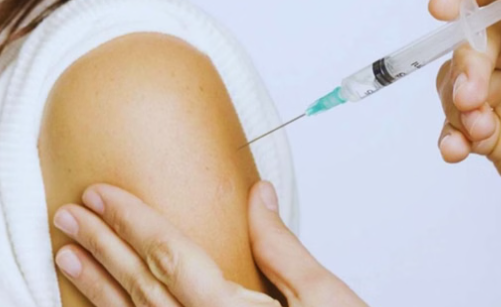 हिमाचल प्रदेश: एचपीवी वैक्सीन लगवाए बिना विदेश नहीं जा पाएंगी बेटियां, सर्टिफिकेट दिखाना किया गया है अनिवार्य