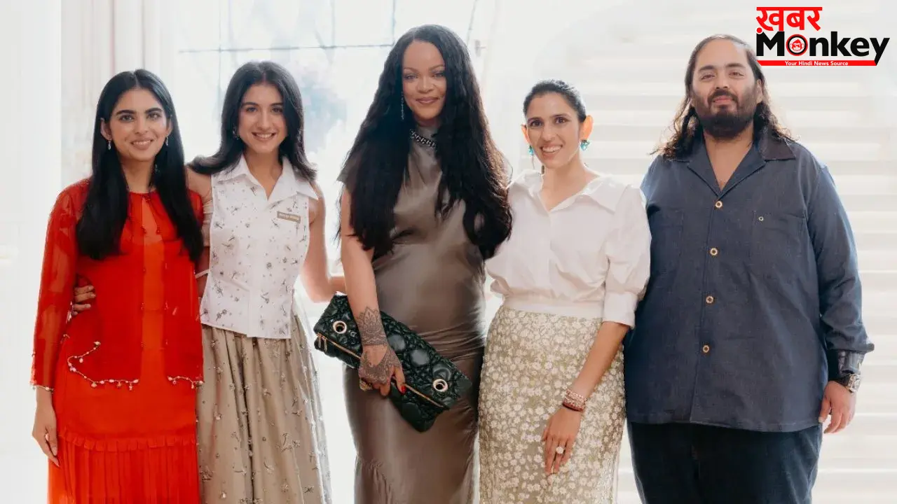 अंबानी परिवार ने किया रिहाना का भव्य स्वागत, विदेशी स्टार पर चढ़ा भारतीय संस्कृति का रंग; देखें PHOTOS