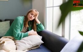 रात को जल्दी सोने के बाद भी पूरी नहीं हो रही नींद, ये आदतें हो सकती हैं वजह