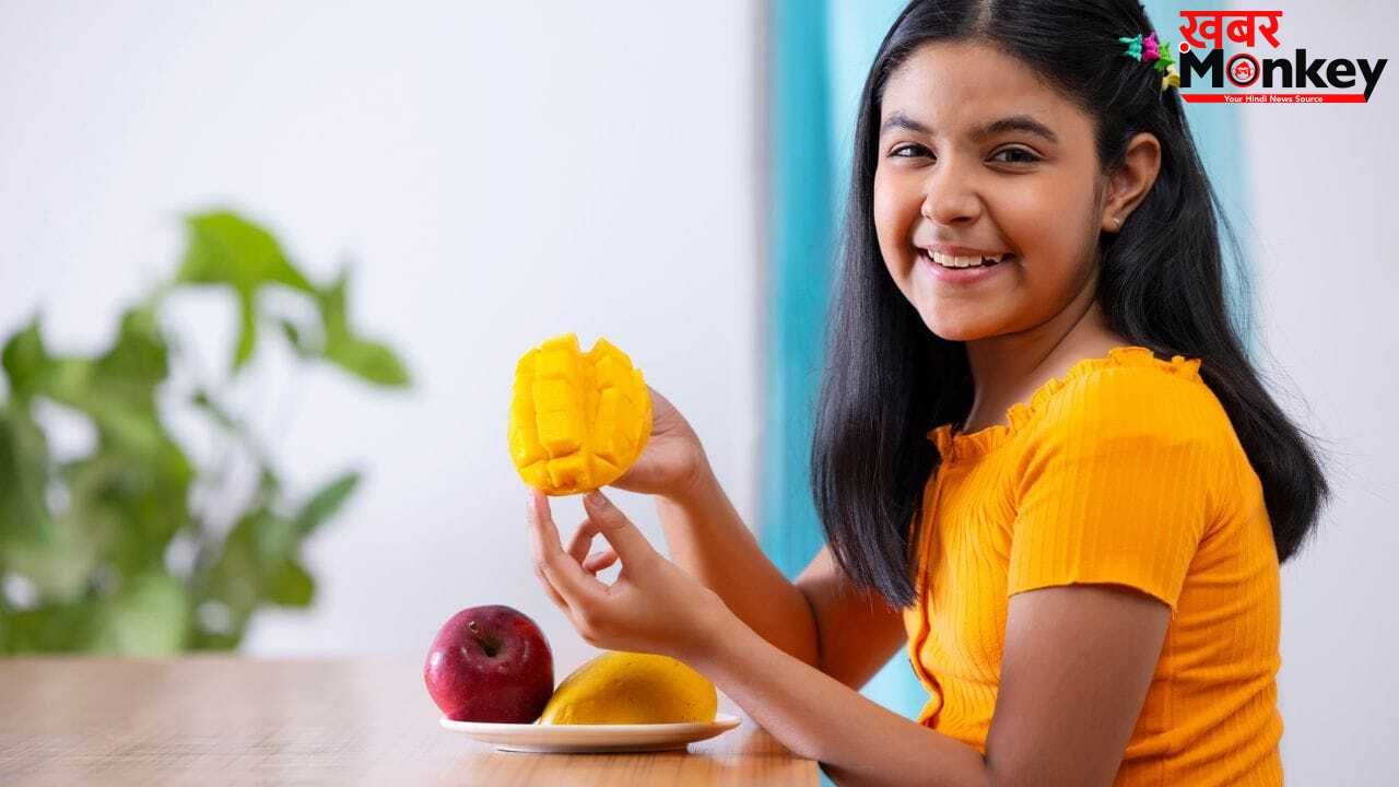 Mango Eating Tips: खाने के बाद आम को खाना कितना खतरनाक? एक्सपर्ट ने बताया