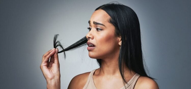 Hair Care Tips: सिर्फ धूल मिट्टी ही नहीं…इन कारणों की वजह से भी दो मुंह हो जाते हैं बाल, ऐसे करें ठीक