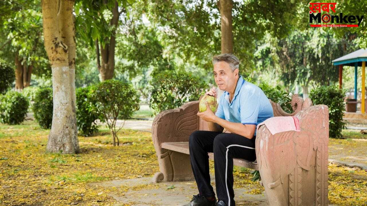 क्या किडनी की बीमारी में नारियल पानी पीना सुरक्षित है? डॉक्टर से जानें