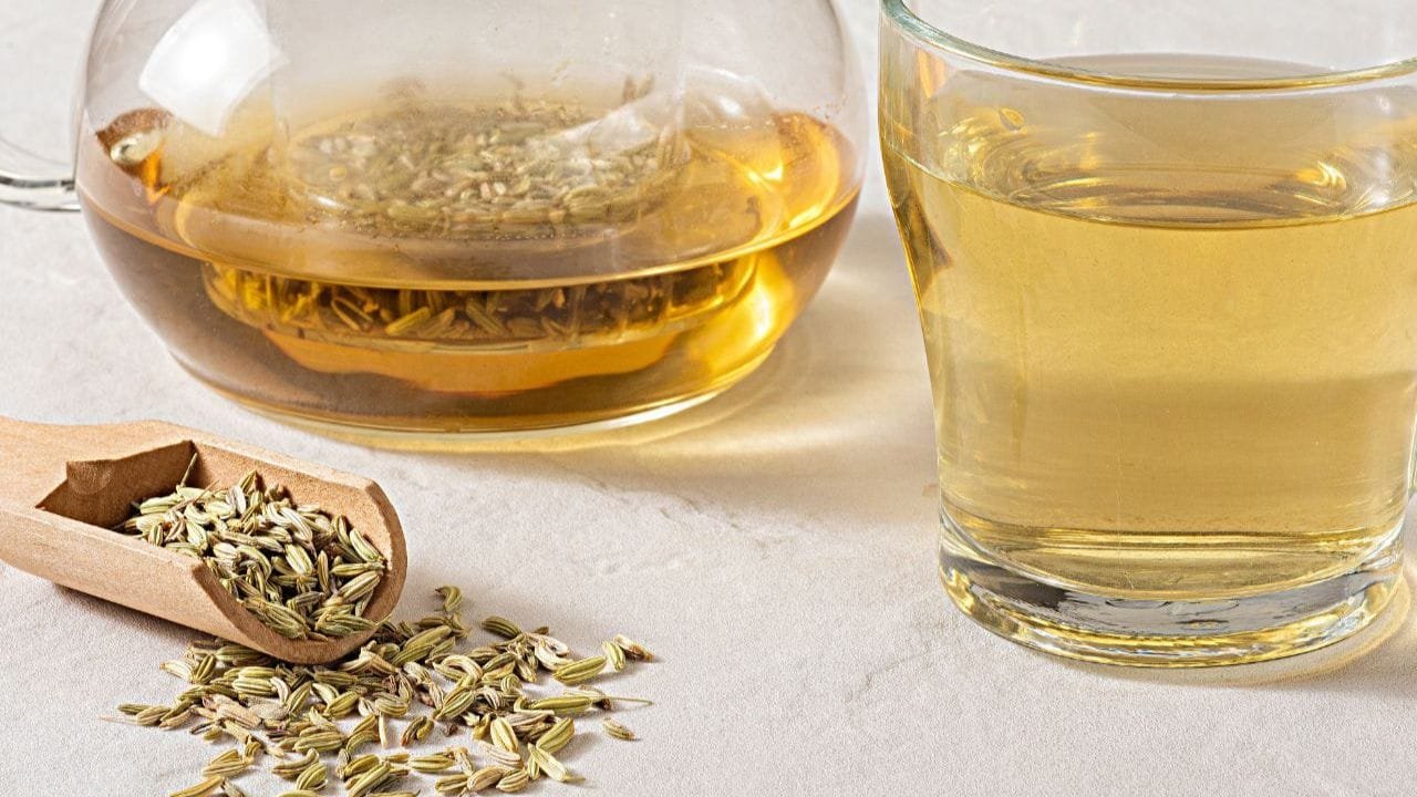 गर्मियों में रोजाना खाली पेट सौंफ का पानी पीने से क्या होता है ? एक्सपर्ट से जानें