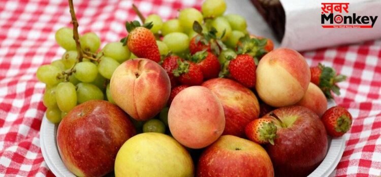 खाली पेट फल खाना सही या गलत? जानें न्यूट्रिशन एक्सपर्ट की राय खाली पेट फल खाना सही या गलत? जानें न्यूट्रिशन एक्सपर्ट की राय