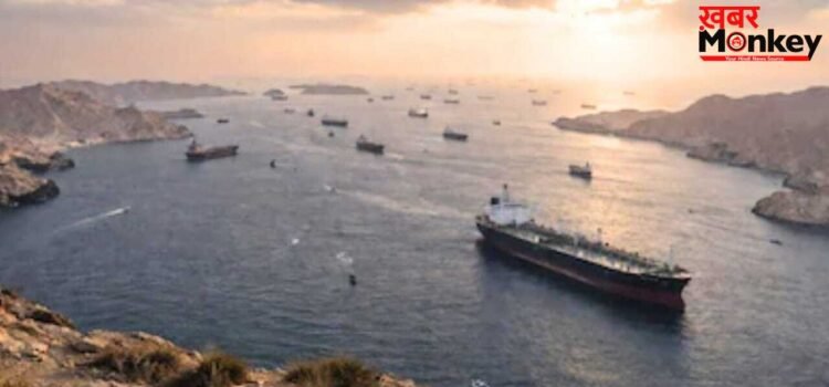 ईरान ने कहा- आम नागरिक जहाजों के लिए खुला रहेगा होर्मुज, पाकिस्तान के दो तेल टैंकर लौटाए ईरान ने कहा- आम नागरिक जहाजों के लिए खुला रहेगा होर्मुज, पाकिस्तान के दो तेल टैंकर लौटाए