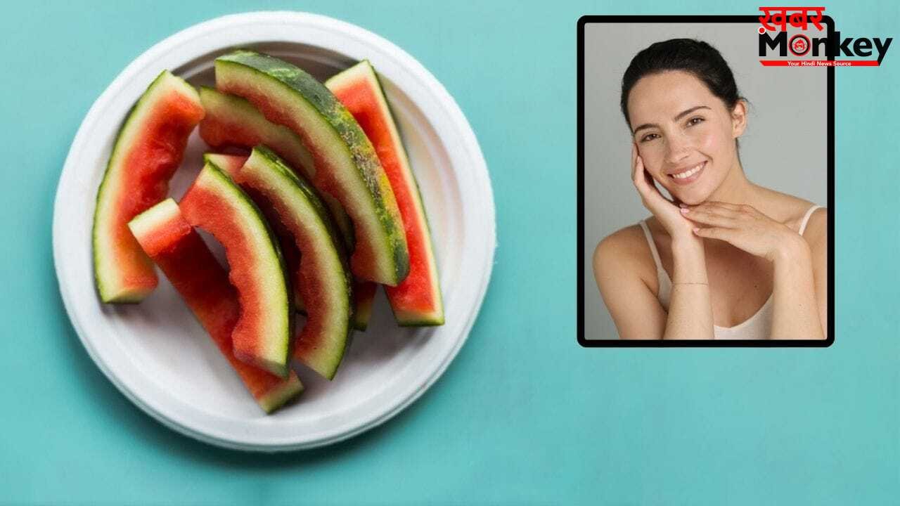 भूल से भी न फेंके तरबूज के छिलके, स्क्रबिंग से आइस क्यूब तक… ऐसे करें स्किन केयर में यूज