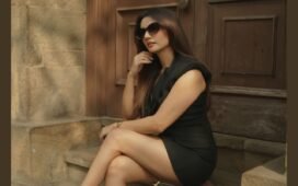 रणवीर इलाहाबादिया की गर्लफ्रेंड जूही भट्ट हैं ग्लैमरस, देखें उनके ये पार्टी वियर लुक