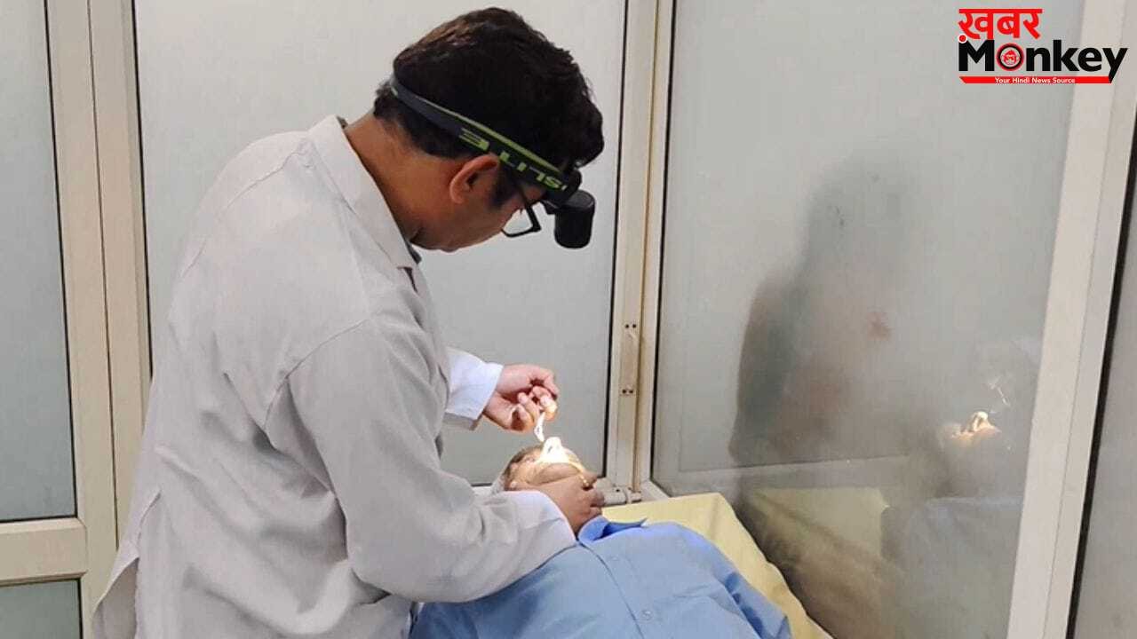 दो साल से बंद थी नाक, 74 साल के हार्ट मरीज की नाक से निकली कई पथरियां; करनाल में अनोखा ऑपरेशन