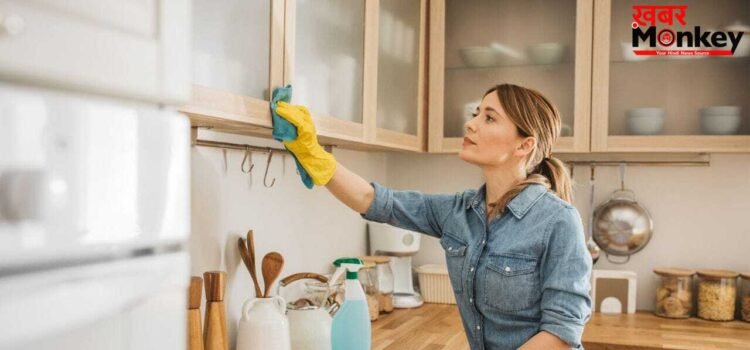 Kitchen Hacks: चिमनी से टाइल्स तक…किचन में जमी जिद्दी चिकनाई मिनटों में होगी साफ, आजमाएं ये ट्रिक्स Kitchen Hacks: चिमनी से टाइल्स तक…किचन में जमी जिद्दी चिकनाई मिनटों में होगी साफ, आजमाएं ये ट्रिक्स