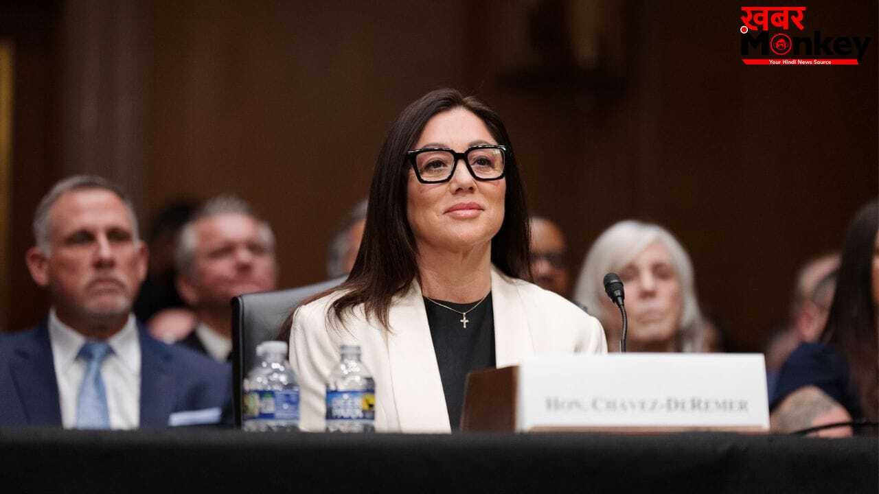 संकट के वक्त पूल पार्टी कर रही थी ट्रंप की महिला मंत्री, अब गई कुर्सी