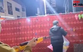 Viral Video: मेले में खेलते-खेलते सोशल मीडिया स्टार बना ये बंदा, कमाल की एक्यूरेसी ने लूटी महफिल