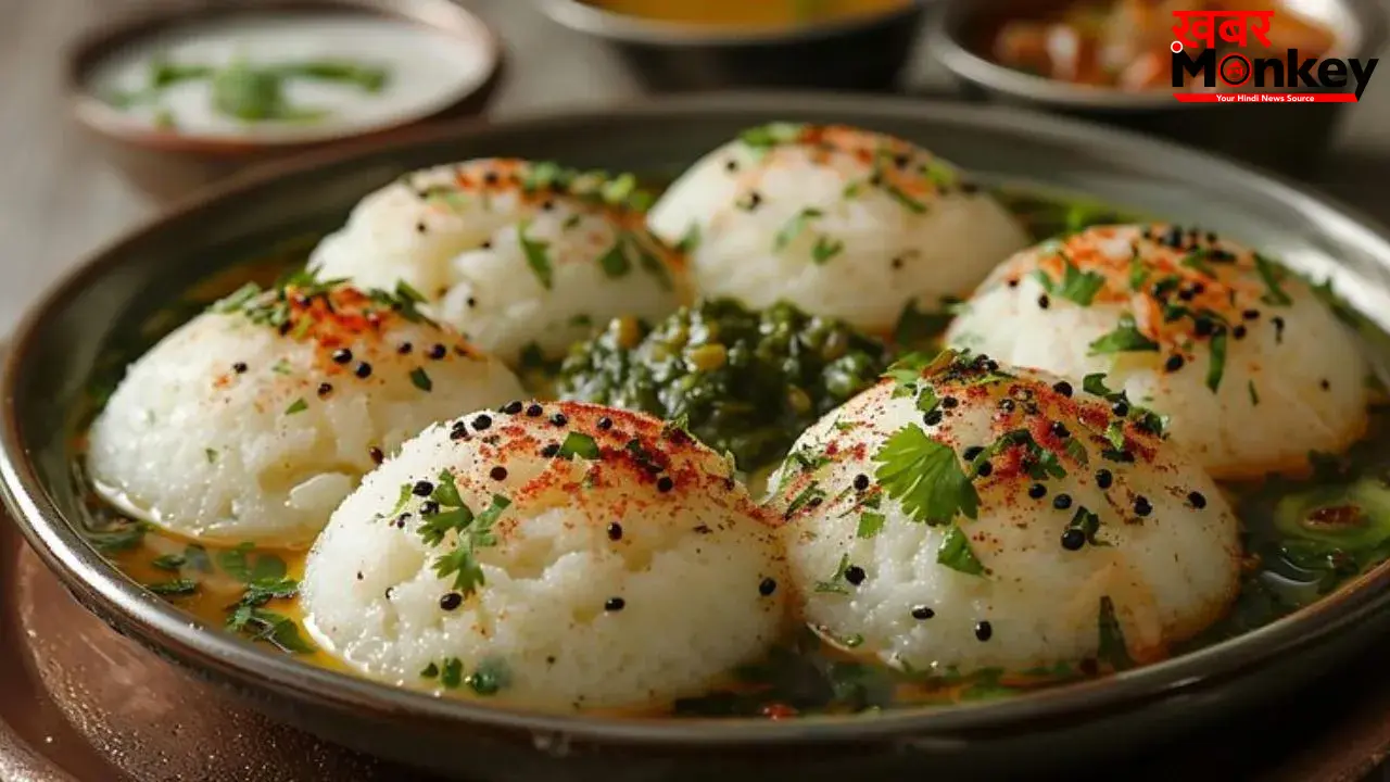 Soft Idli Recipe: बचे हुए चावल फेंकने की गलती न करें; सिर्फ 10 मिनट में बनाएं बाजार जैसी सॉफ्ट इडली