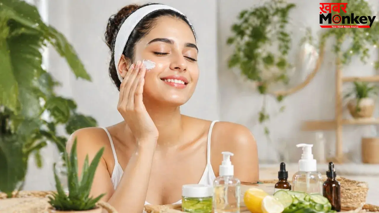 Summer Skincare: गर्मियों में भी आपका चेहरा करेगा ग्लो, बस स्किन केयर रूटीन में शामिल करें ये 5 चीजें