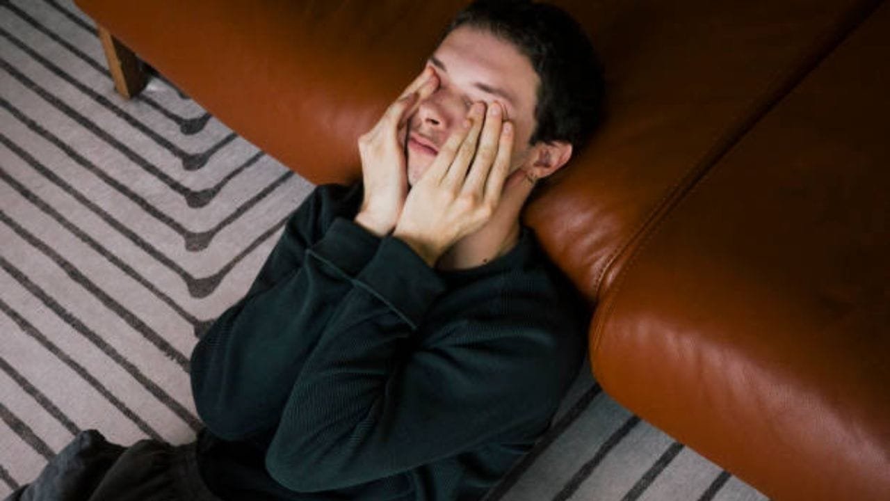 OMG! टॉपर बना, 500 आवेदन किए, फिर भी नौकरी नहीं…वायरल हुई टॉपर के संघर्ष की कहानी