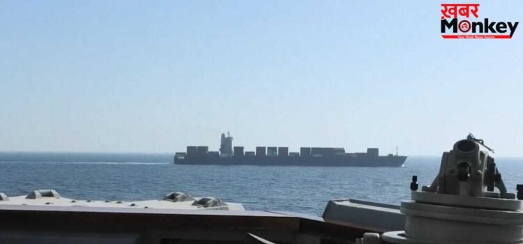 6 घंटे चेतावनी फिर फायरिंग… अमेरिका के कब्जे में कैसे आया 965 फीट लंबा ईरानी शिप Touska? ऑपरेशन की पूरी कहानी