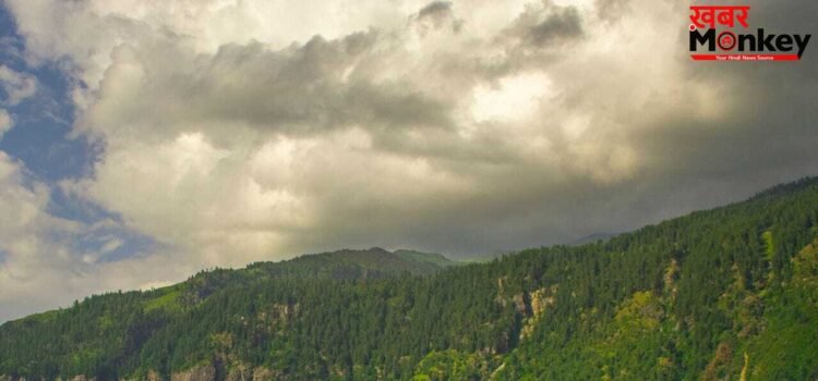 Delhi-Dehradun Expressway: दिल्ली से सिर्फ 4 घंटे में 5 हिल स्टेशन, इन जगहों पर पहुंचना हुआ आसान