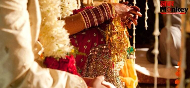 26 साल के लड़के को दिल दे बैठी 60 साल की महिला, बन गई दुल्हन; चर्चा में अनोखी Love Story
