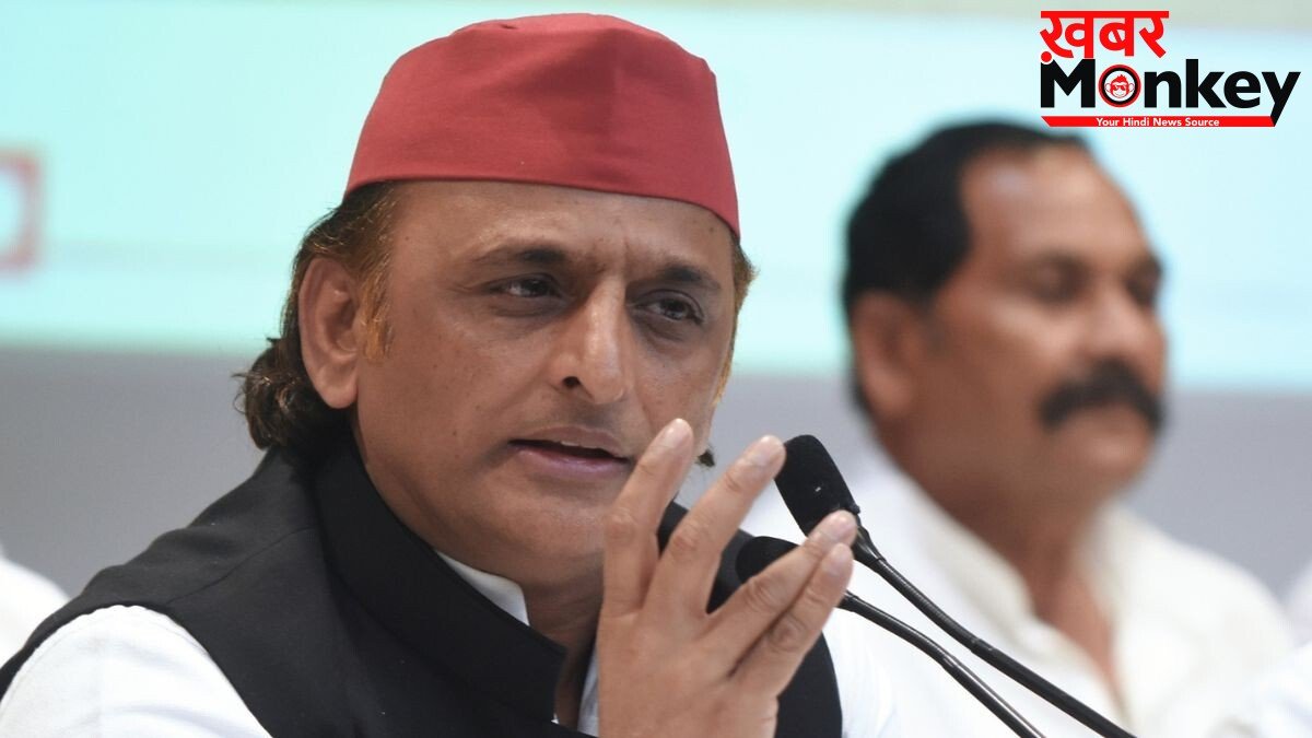 ‘जगह कम है तो सड़क पर नमाज से क्या दिक्कत’, CM योगी के बयान पर अखिलेश यादव का पलटवार