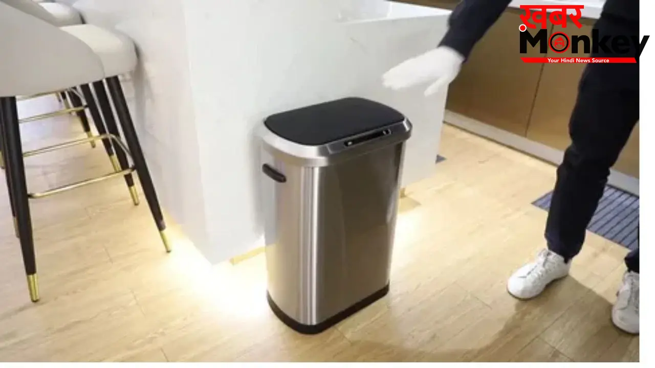 Dustbin Vastu Tips: गलत दिशा में रखे डस्टबिन से कंगाली का खतरा, जानिए घर में कहां रखें कूड़ेदान