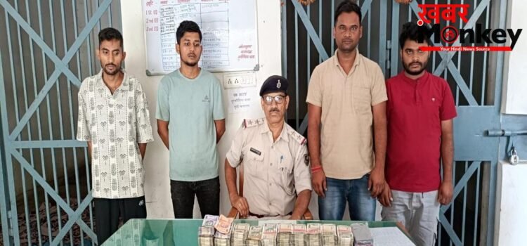 पुलिस वाहन चेकिंग के दौरान कार से लगभग 25 लाख जब्त, हिरासत में 4, दो नेपाली नागरिक शामिल