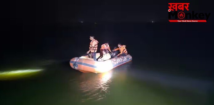 हमीरपुर में बड़ा हादसा, यमुना नदी में नाव पलटने से मचा हाहाकार, तीन की मौत, SDRF का रेस्क्यू ऑपरेशन जारी