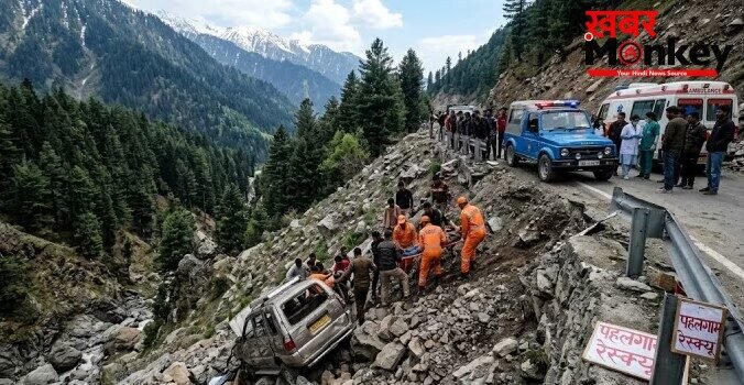 जम्मू-कश्मीर के पहलगाम में दर्दनाक हादसा, गहरी खाई में गिरी कार, दंपति की मौत