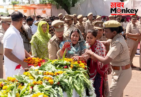 नूंह सड़क हादसे में जालौन के 4 पुलिसकर्मियों की दर्दनाक मौत, उरई पुलिस लाइन में नम आंखों से दी गई अंतिम विदाई