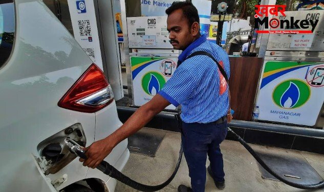 महंगाई का डबल अटैक, पेट्रोल-डीजल के बाद महंगी हुई CNG