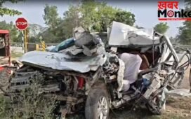 Barabanki Car Accident: कैंची धाम जा रहे थे 7 दोस्त, स्पीड में थी इनोवा कार, अचानक ट्रेलर में जा घुसी… 4 की मौत और 3 घायल