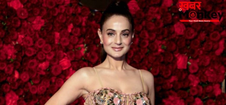 मौत को छूकर भारत लौटीं ‘सकीना’! खाड़ी में मिसाइल अटैक के बीच फँसा Ameesha Patel का विमान, 24 घंटे बाद मुंबई में ली राहत की सांस