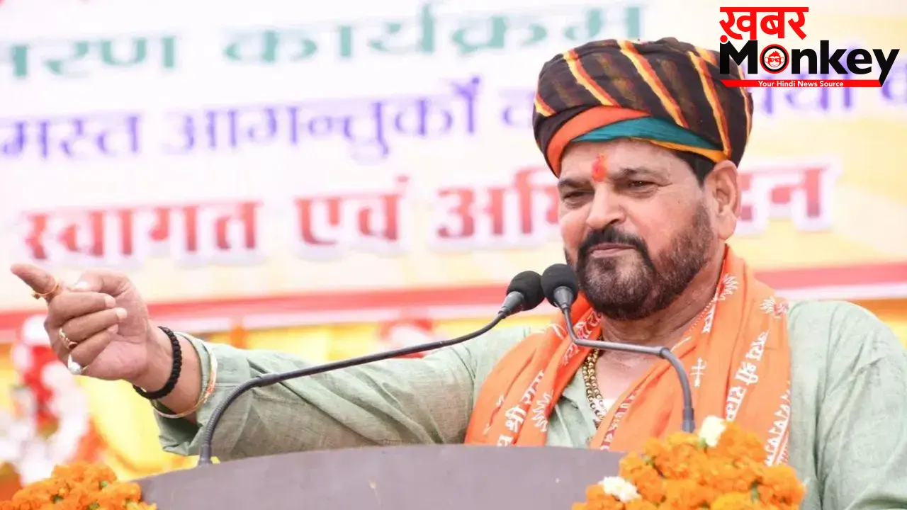 ‘शोहरत की बुलंदी भी पल भर का तमाशा’… बृजभूषण शरण सिंह के पोस्ट से सियासत में हलचल