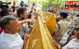 मासूम से दरिंदगी मामले में एलजी से मिलने पहुंचे सौरभ भारद्वाज, घंटों इंतजार के बाद भी राजभवन के नहीं खुले दरवाजे…