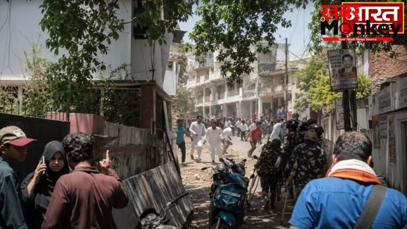 लखनऊ जिला कोर्ट के बाहर भारी बवाल, अवैध चैंबर हटाने पर भिड़े वकील और पुलिस, पथराव और लाठीचार्ज में कई घायल…