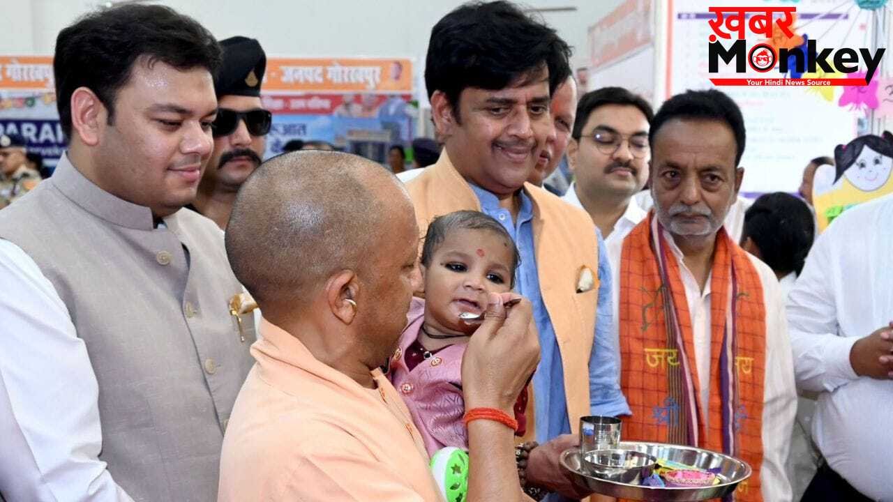 ‘डिग्री गले में टांगिए, नौकरी नहीं मिलेगी’… CM योगी ने रवि किशन पर ली चुटकी
