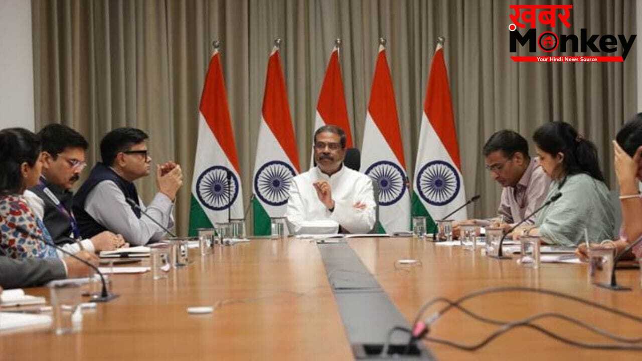 CBSE री-इवैल्यूएशन पर शिक्षा मंत्री का एक्शन! पेमेंट फेल होने पर बैंकों को दिए कड़े निर्देश, अब तुरंत मिलेगा रिफंड