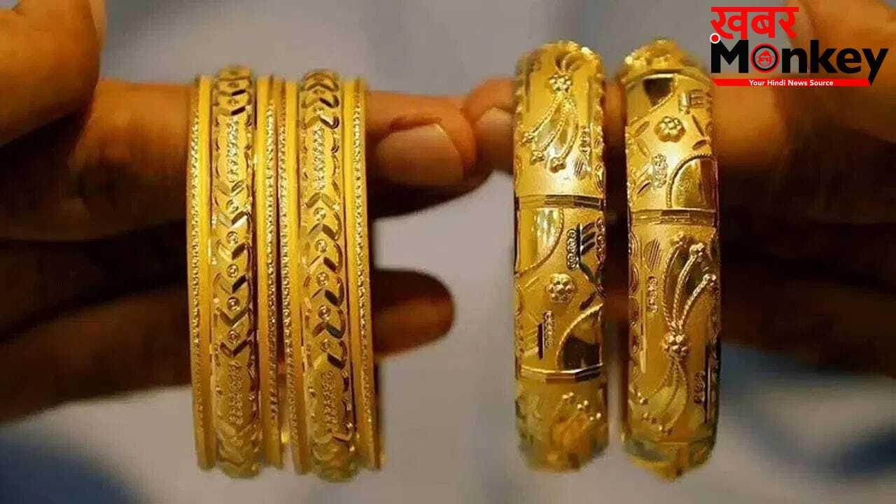रुपए की रिकॉर्ड गिरावट का साइड इफेक्ट! दिल्ली में सोने-चांदी की कीमतों में जोरदार उछाल, खरीदारी से पहले देख लें भाव