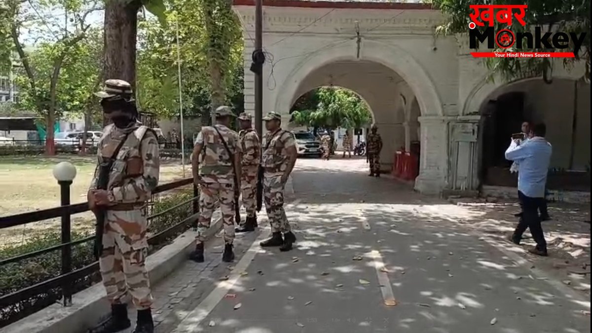 कानपुर: पुलिस कमिश्नर ऑफिस में घुसे 40-50 ITBP जवान, नहीं रोक पाए पुलिसकर्मी, एक जवान की मां का हाथ कटने से नाराजगी