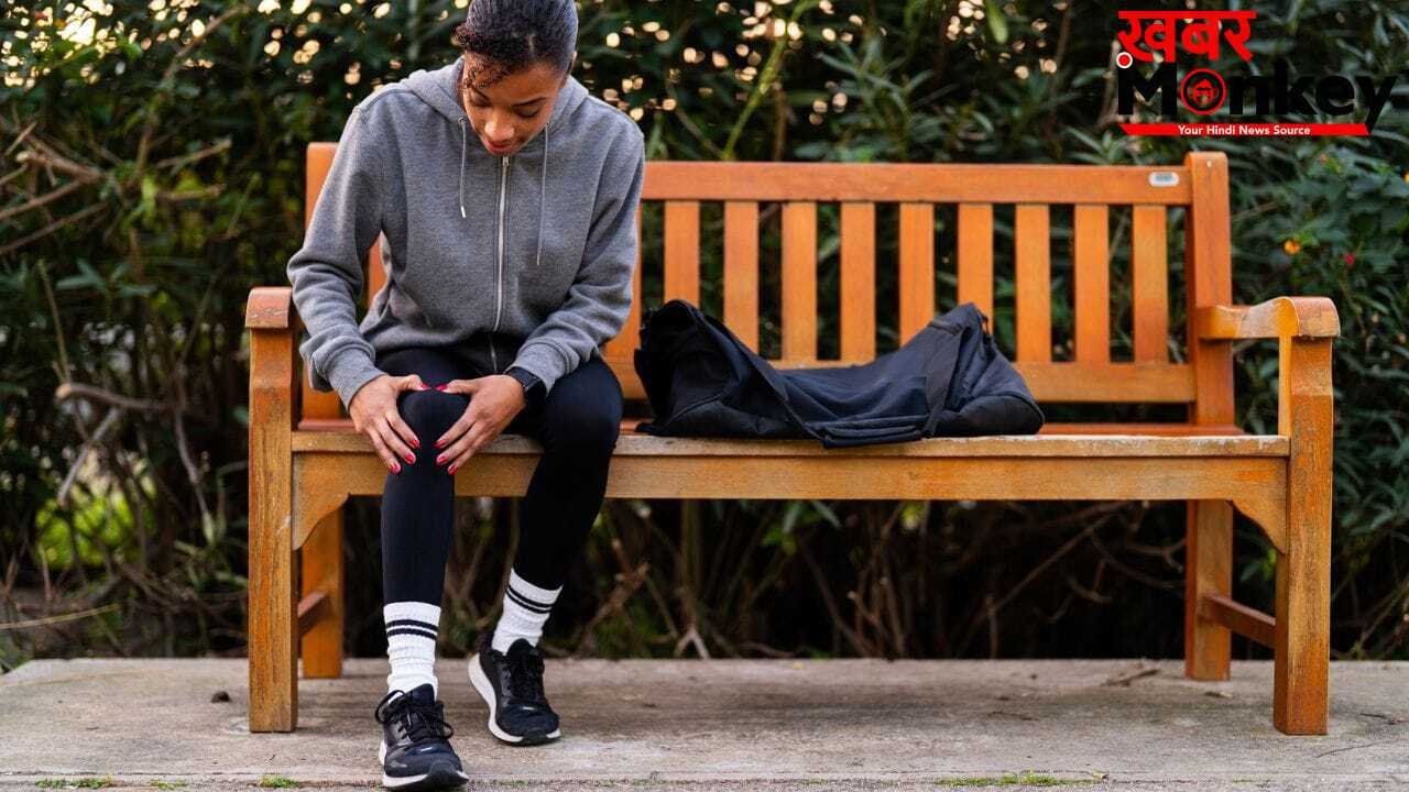 30 की उम्र में क्यों बढ़ रहा है घुटनों का दर्द? एक्सपर्ट से जानें कारण और बचाव