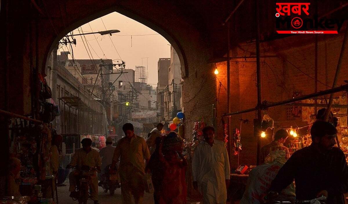 Prabhasakshi NewsRoom: Lahore की पुरानी पहचान वापस लौटेगी, सड़कों के हिंदू और जैन नाम बहाल किये जाएंगे